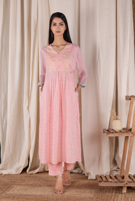 Pink colour ki sales dress