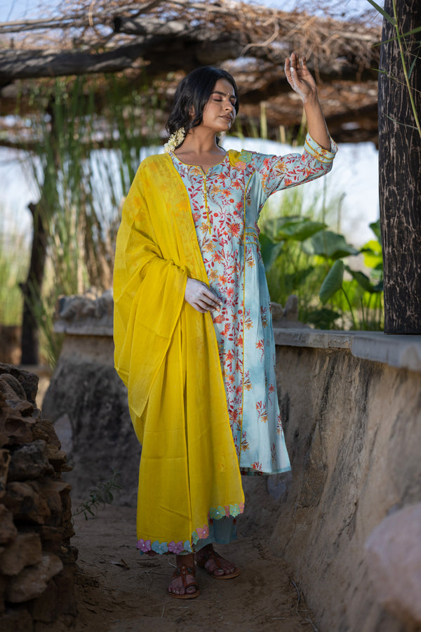 Coral Flare Kurta Set