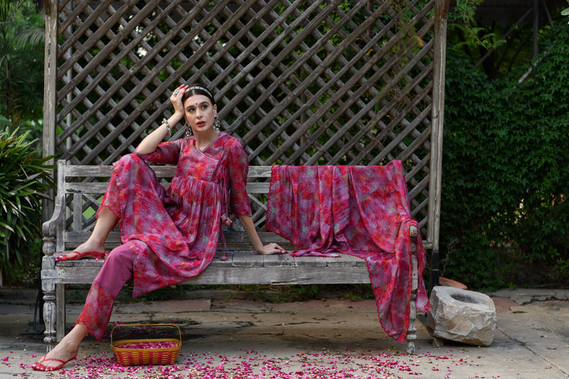 Laali Angrakali Set